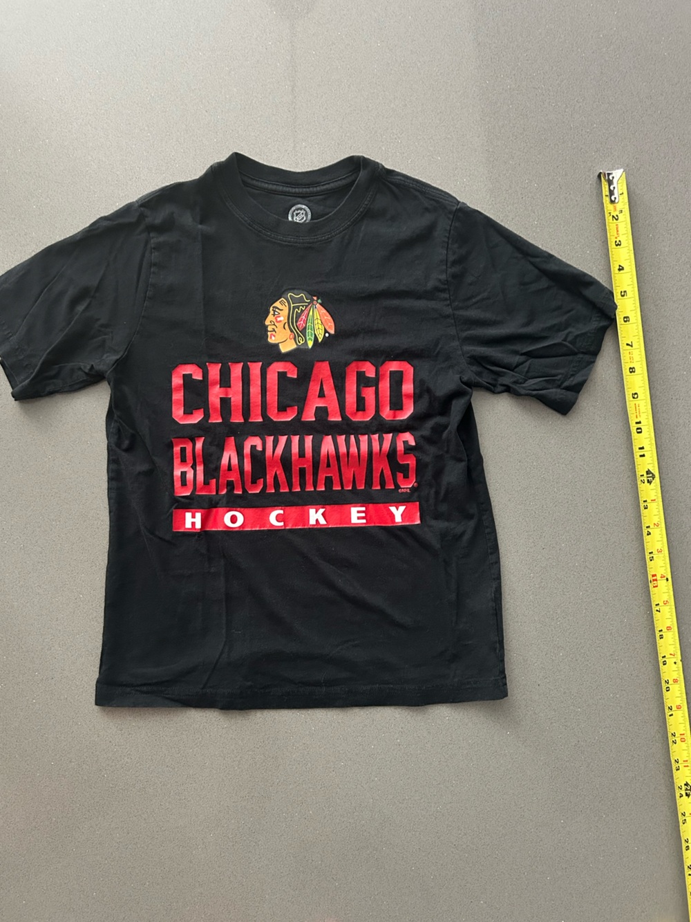 Chicago Blackhawks Hockey T-Shirt Kids Size 8-10…